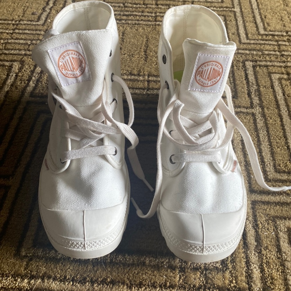 Palladium boot